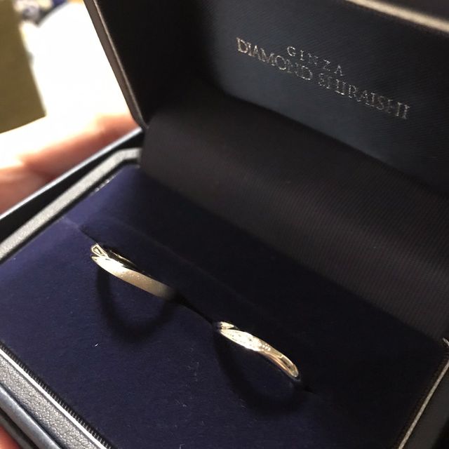 指輪購入後に自宅で開けて撮った写真