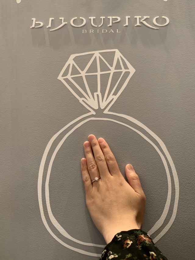 綺麗な一粒ダイヤモンドのタイプにしました！