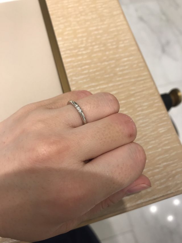 3つのダイヤが入っています