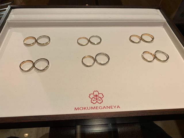 いろいろな素材の指輪の見本