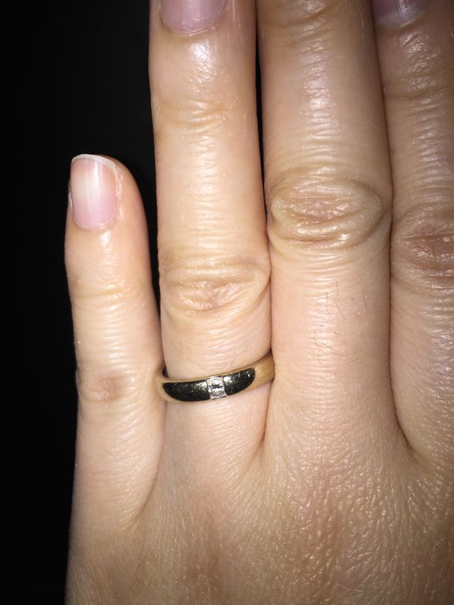 リングは太めです