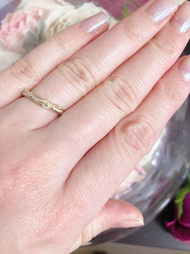 ゴールドのピカチュウとしっぽのダイヤがポイント