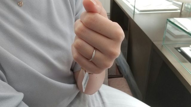 ウェーブ系の指輪です。