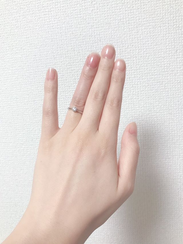 指輪はシンプルで選びました。
4.５号です。