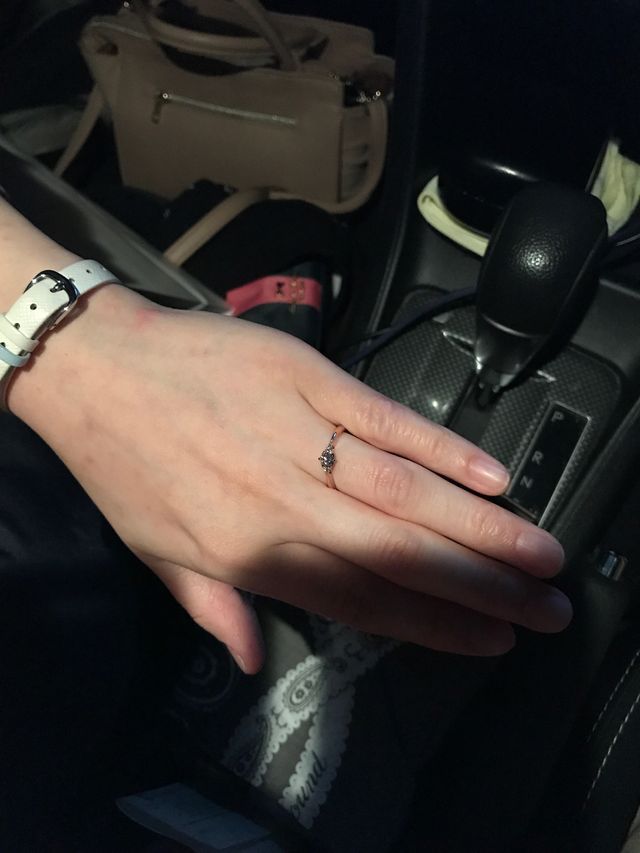 とても可愛らしいデザインで満足です
彼女も喜んでくれました！