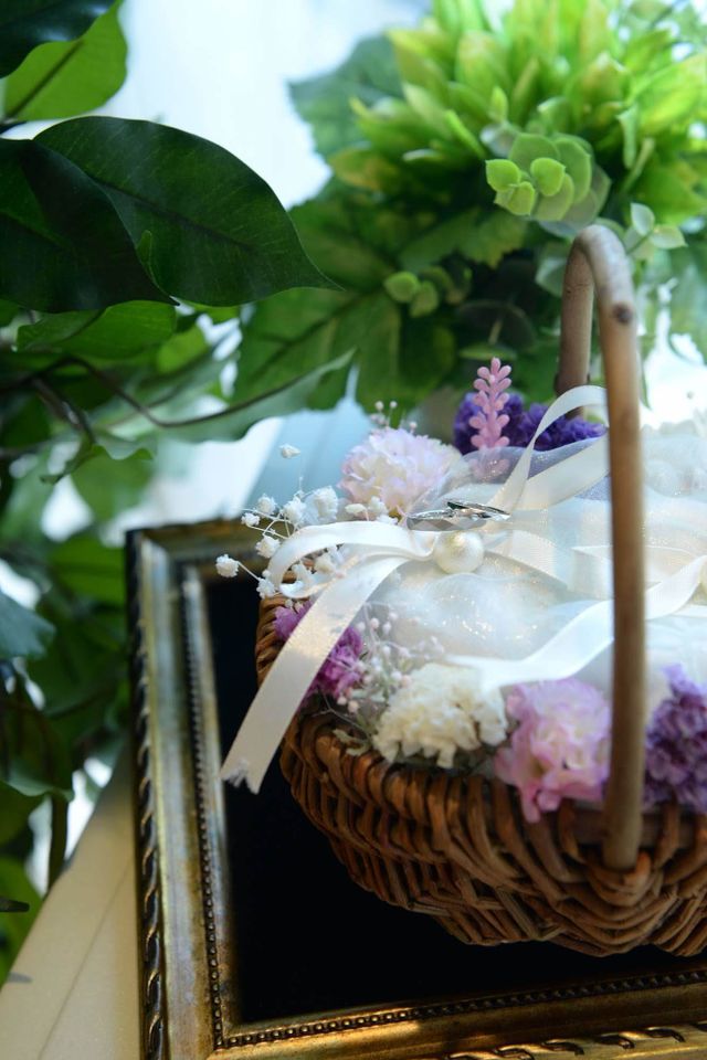 カッティングが綺麗なので動く度にキラキラしてお気に入りの指輪