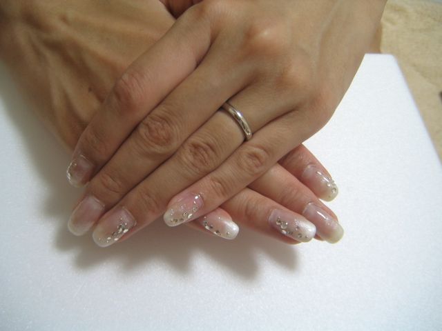 結婚式前日、宿泊していたホテルで記念に撮った写真です。