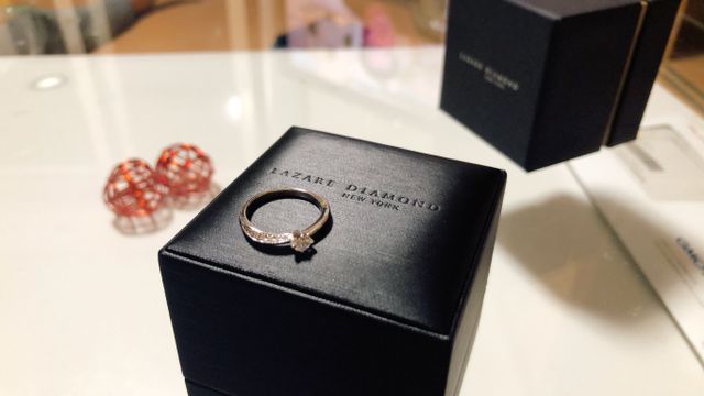 理想の指輪を購入することができて満足です。
