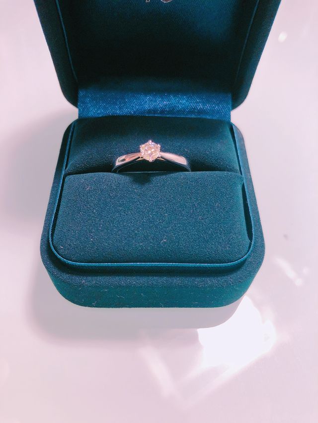 婚約指輪