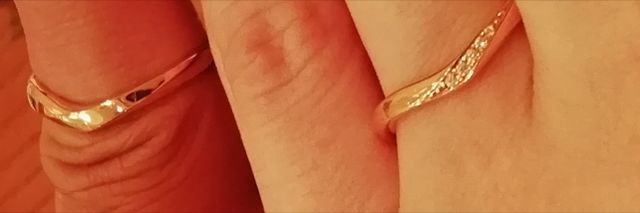 左メンズ　右レディース

男性でも女性でもなじみやすい