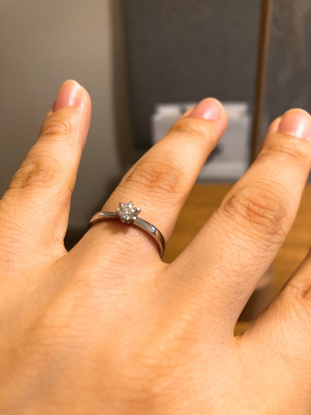 彼が少し手を加えてくれ、とてもきれいな指輪になりました！
