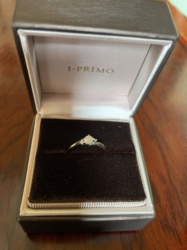 名前と石を刻印