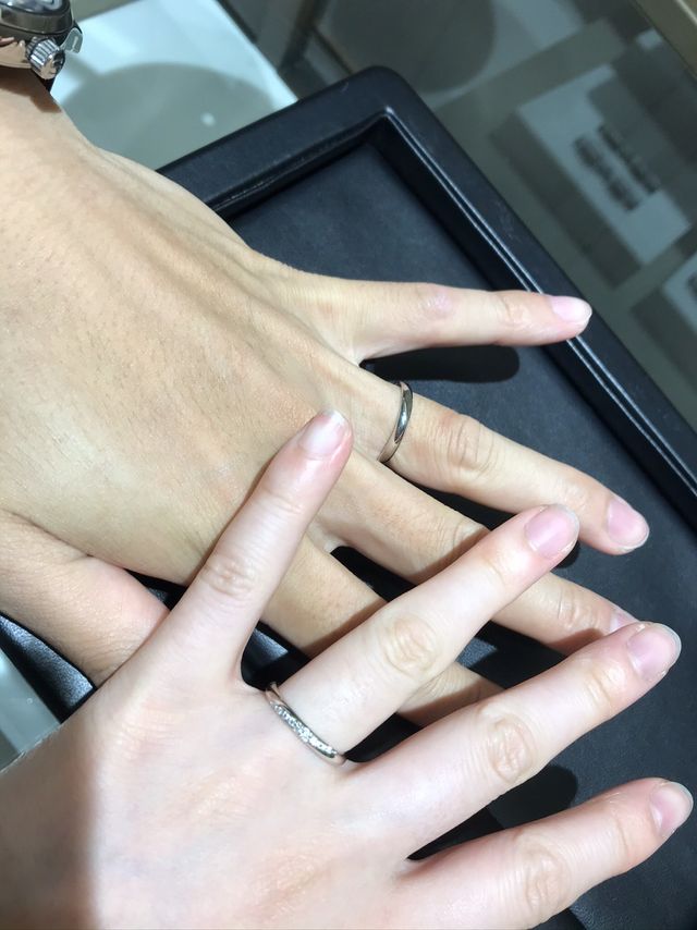 店頭で撮った写真です。シンプルでとても気に入りました。