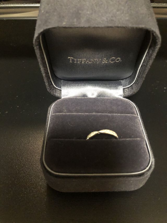 結婚指輪とボックス