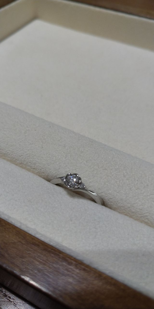 花の形で珍しくキレイだと思い決めました！