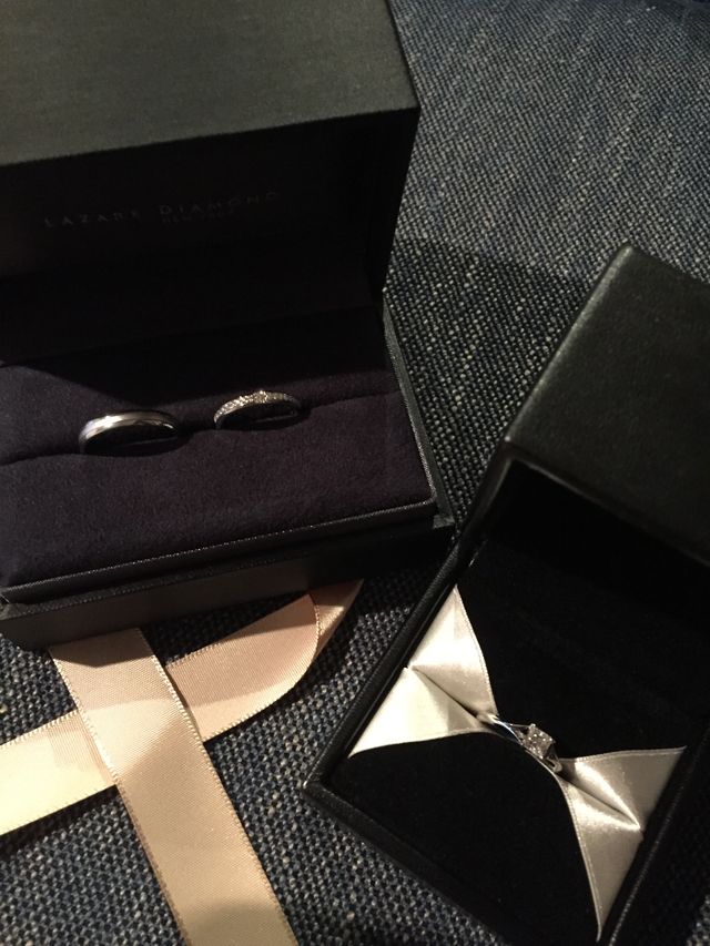 結婚指輪と婚約指輪