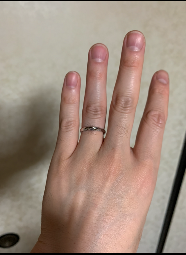 FOREST HILLS　ウェーブデザイン入りのストレート