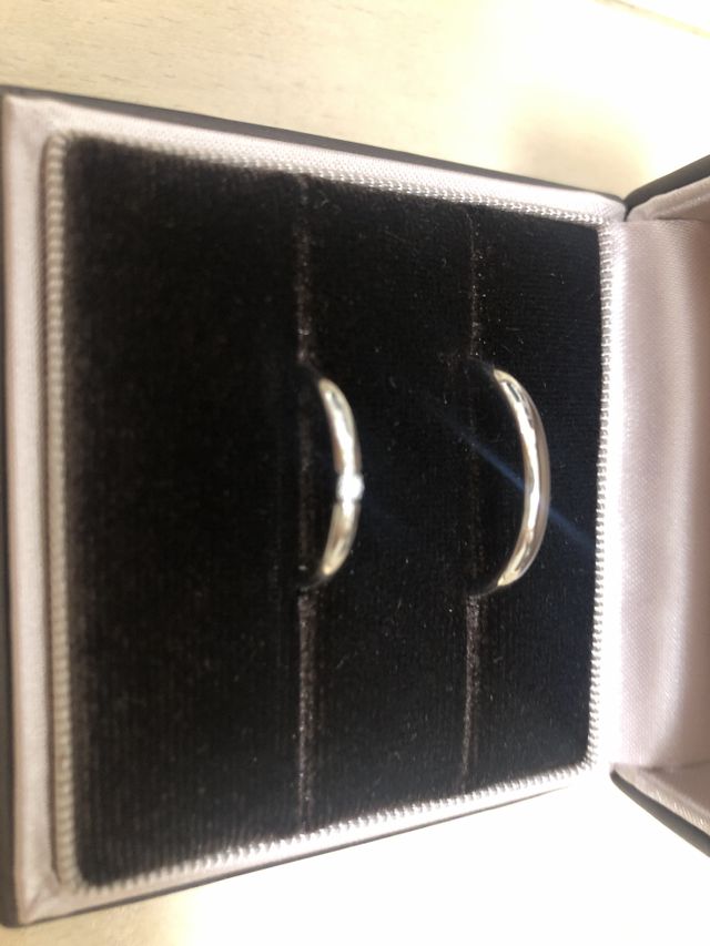 シンプルなデザインであり、上品だったのでこれを選びました。