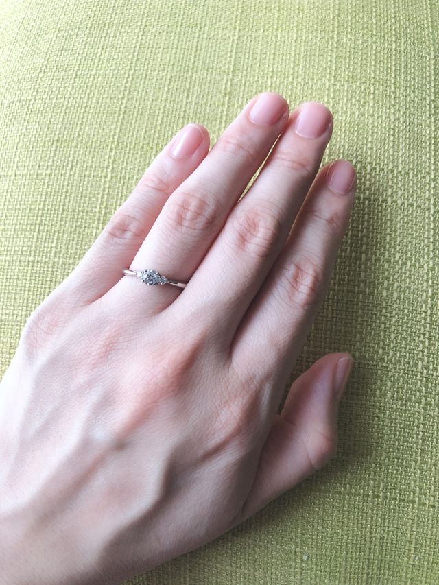 婚約指輪(ポエトリー)です。