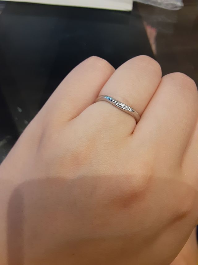 女性用の指輪です。