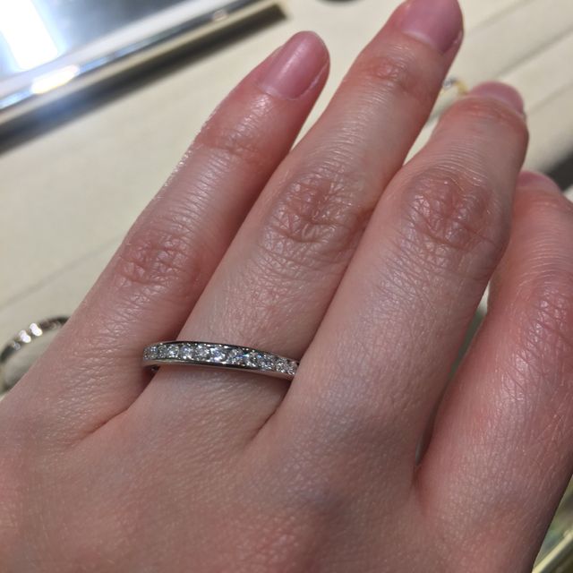 ハーフエタニティはゴールドとプラチナがありました