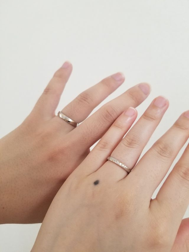 形はストレートにエッジを入れてお揃いっぽくしました。