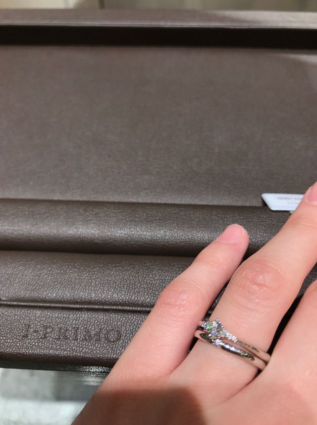 結婚指輪と婚約指輪をセットで試着しました