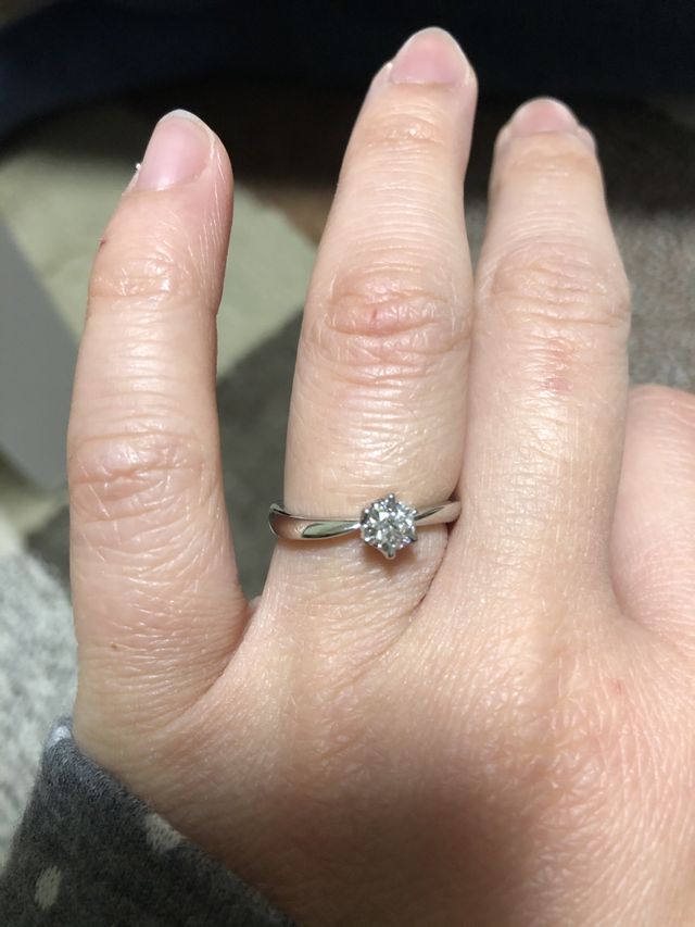 ウェーブラインのすっきりしたデザインです