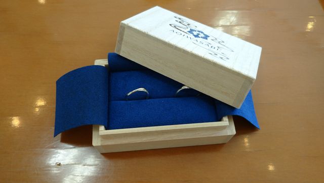 葵山葵結婚指輪