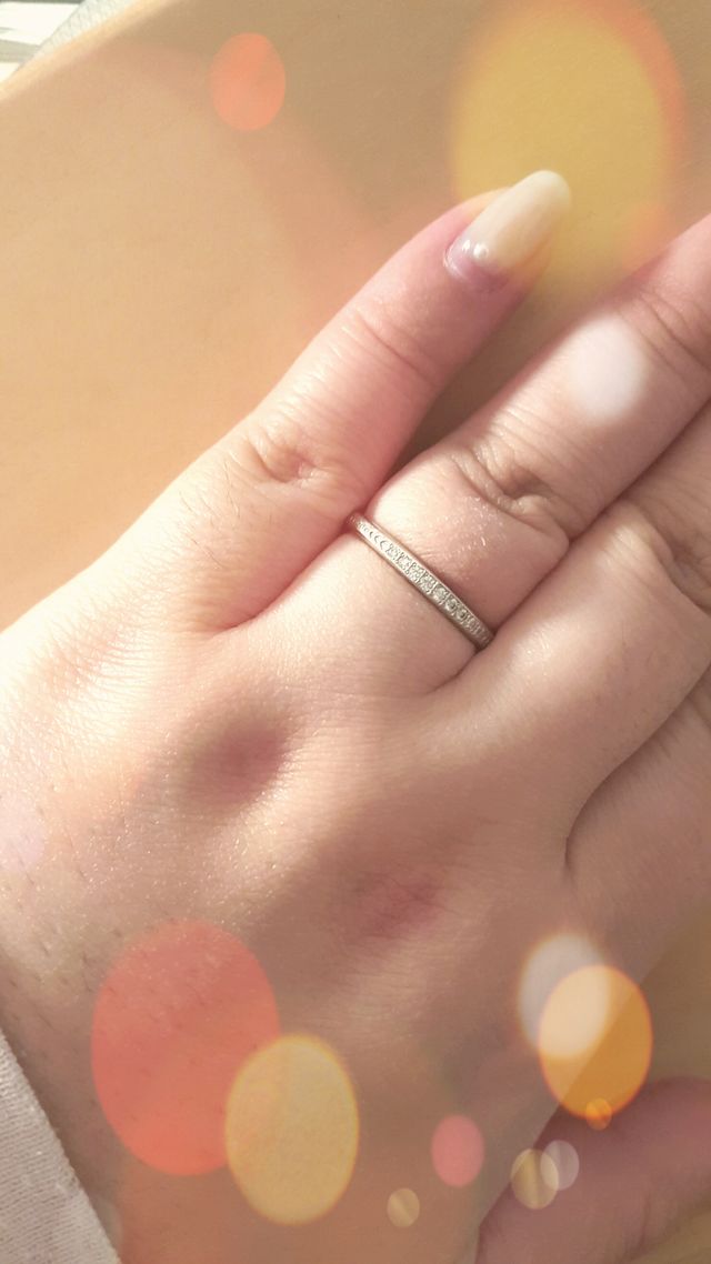 細身の指輪で、違和感なしの付け心地♪
