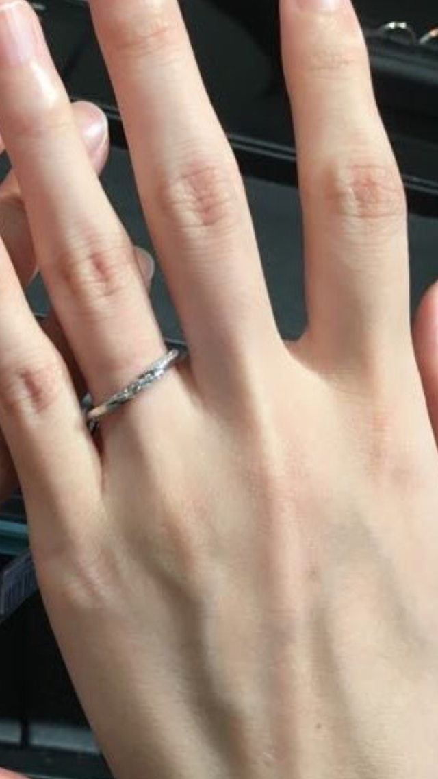 ねじれのデザインです