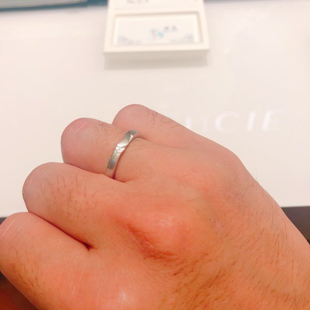 僕が今回選んだ唐花の男性用リングです