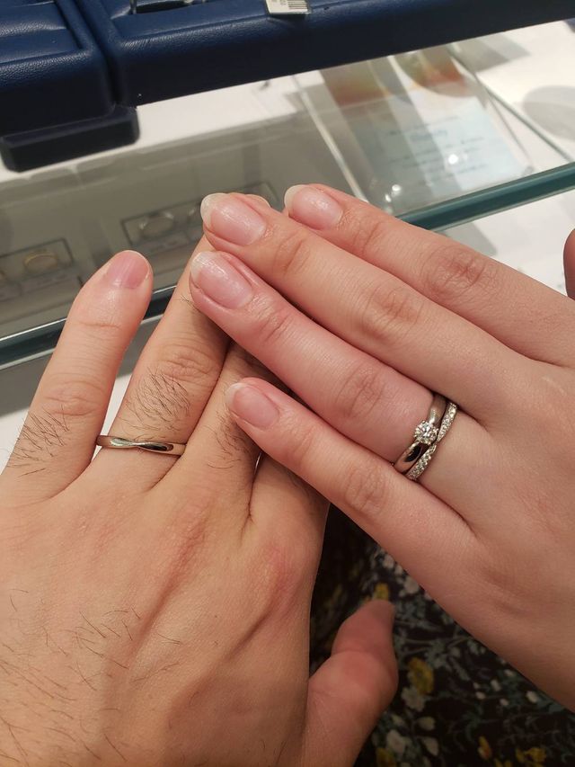 重ね付けが可愛い指輪