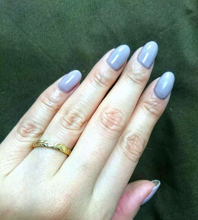 幅が一番細い物に葉っぱの柄を彫ってもらいました。