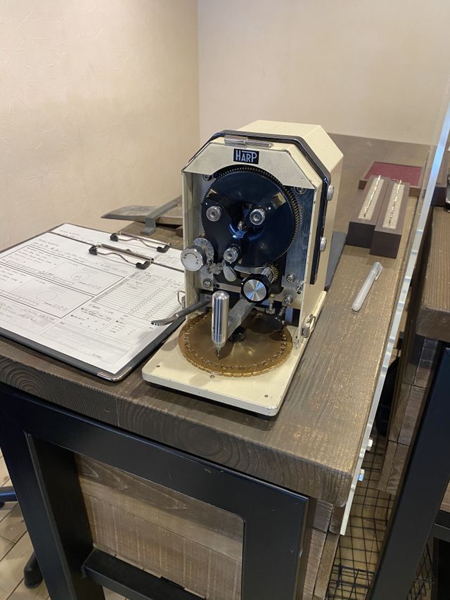 刻印もスタッフさんにいれていただけます