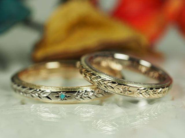 オリジナルリング
月桂樹を彫りました。
中心にはダイヤモンド