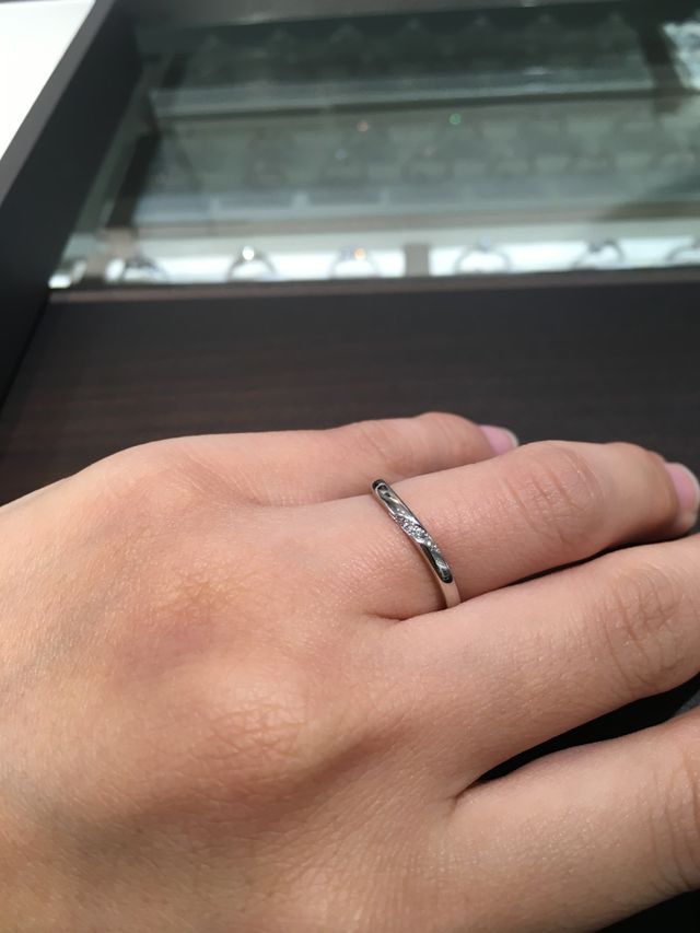 ダイヤモンド５石のリング。2020年新作だそうです。