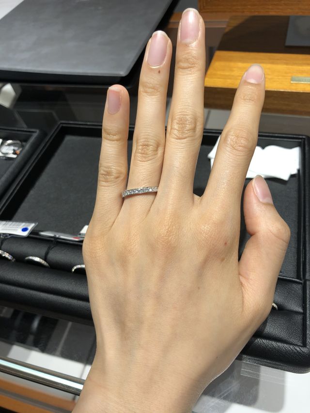 ハーフエタニティです