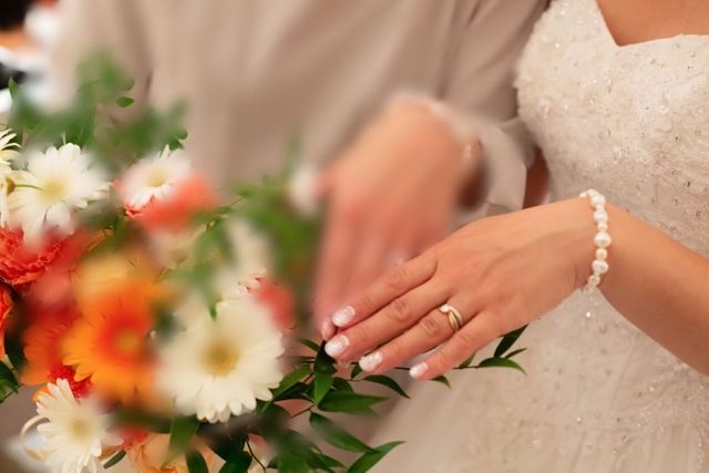 披露宴にて、セットリング着用時です。