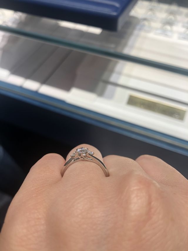 横からのデザインも可愛かったです。