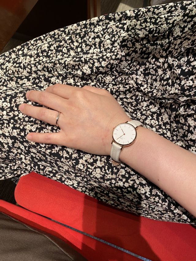 シンプルで着け心地の良い指輪です。