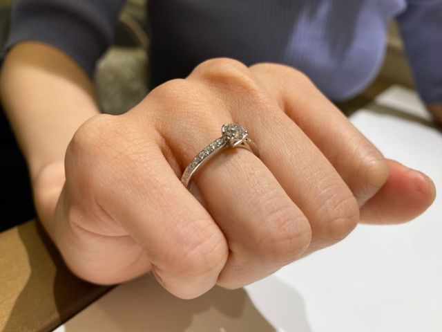 高さがそんなにないので重ね付けもしやすいのかと感じました！