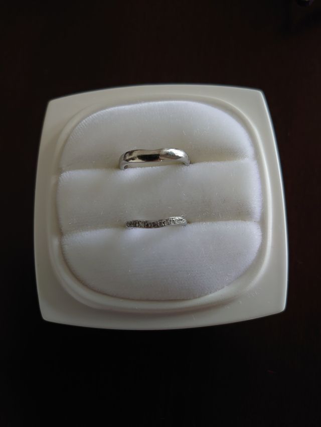 どちらも俄の睡蓮という名前の
デザインになってます。