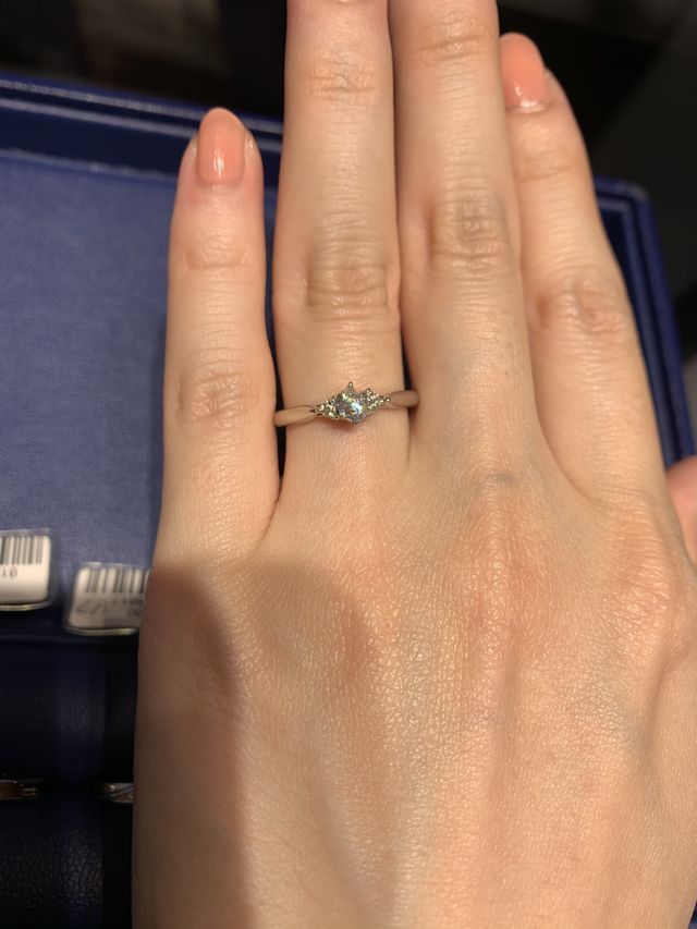 婚約指輪、ブーケロココ。