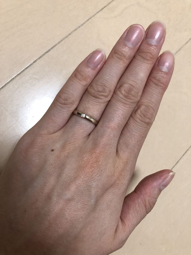 肌に馴染むコーラルゴールドがお気に入り。