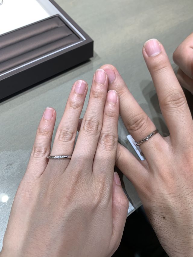 シンプルですが、リングの細さが可愛い