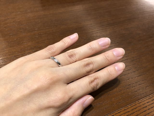 ストレート型の結婚指輪！イメージどおりのものが選べました。