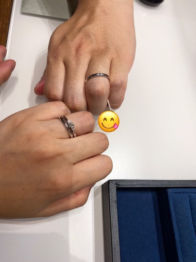 セットで使える結婚指輪と婚約指輪を選びました