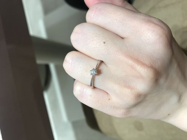 シンプルな指輪を探していました。着けやすく満足しています。