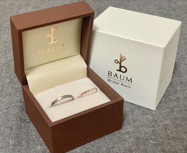 左…カメリア右…ピエリス